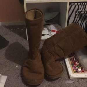 Bear paw boots